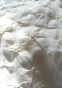 gorgeous ivory self emb. ruched knot Italian linen fabric 40 x 40cm - Picture 1 of 2