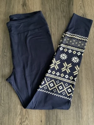 NWT LuLaRoe 2025 Warm Wishes Holiday Leggings OS One Size - As Pictured - Image 1 of 3