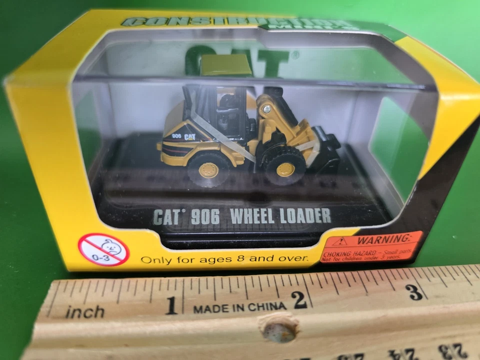 Norscot Scale Models Construction Mini's Cat 906 Wheel Loader