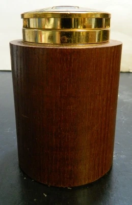 Isqueiro de mesa vintage meados do século Flamex Japão madeira 3,5" x 2,5" x 2,5" muito bom estado - Imagem 1 de 4