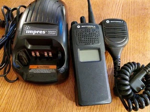 MOTOROLA XTS1500 700 800 MHz  Digital Portable Two-Way Radio H66UCD9PW5BN - Picture 1 of 17