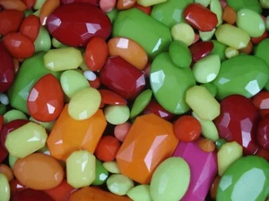 Beads Plastic Shapes (No Holes) 25g Mix Faceted Teardrops Ovals - Picture 1 of 2