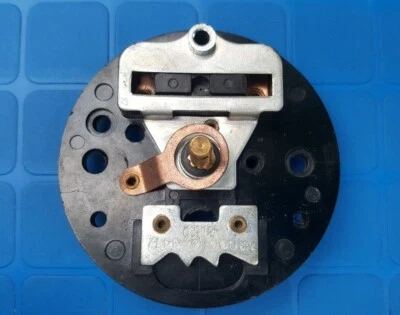 Placa de contacto Horn Contact NORS Mercedes Benz 190SL Foto 1 de 4