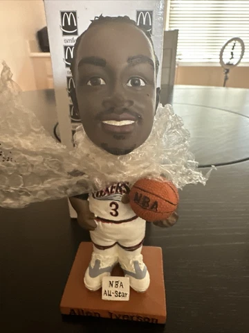 ALLEN IVERSON PHILADELPHIA SIXERS 76ERS VINTAGE 2002 MCDONALDS BOBBLEHEAD Cover