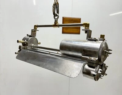 Lote de 2 Luces de Tubo Doble DaeYang Reacondicionadas Corea Latón Aluminio Estilo Marino Foto 1 de 4