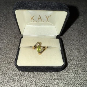 VINTAGE SOLID 14K GOLD NATURAL  PERIDOT & DIAMOND CHIP RING, SIZE 6 - Picture 1 of 13