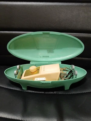 Vintage Singer Sewing Machine Buttonhole Attachment.  Buttonhole Maker Teal  - Image 1 of 4