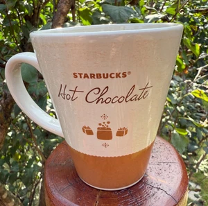 Starbucks Coffee 2010 Hot Chocolate  Mug Cup 15 Oz Ceramic - Picture 1 of 4