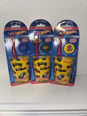 Juego de tres cepillos de dientes Brush Buddies Hot Wheels (cepillo de dientes, tapa y taza) Foto 1 de 4