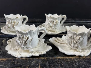 Vier Vintage Gold & Weiß Blattform Fuß Tasse & Untertasse Japan Demitasse - Bild 1 von 10