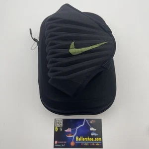 Nike Venturer Sport Perfomance Mask ALL SIZES DO8356-010 - Picture 1 of 2