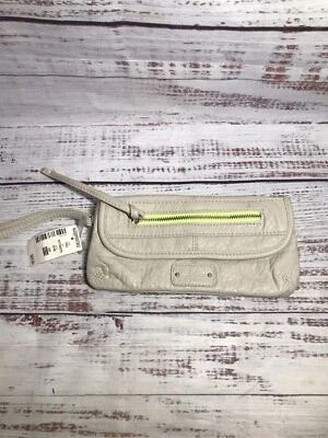 Cartera de muñeca Aeropostale beige tostado amarillo neón de cuero con cierre de cremallera para mujer” Foto 1 de 4