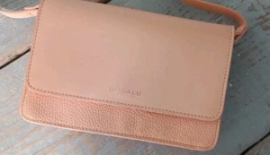 Modalu Peach Shoulder Bag - Picture 1 of 13