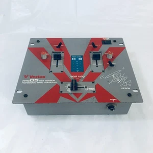 Mezclador DJ Vestax PMC-05 (PMC05) TRIX Signature 1990 - Imagen 1 de 12