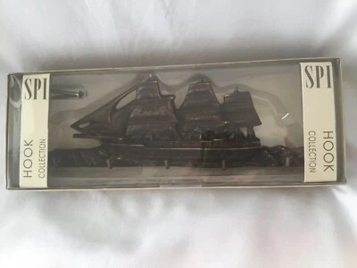 LATÓN USS CONSTITUTION 5 GANCHOS MONTADO EN LA PARED LLAVERO NUEVO SELLADO Foto 1 de 4