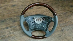 Volante Mercedes W210 00-02 E CLK G madera de nogal burl cuero gris - Imagen 1 de 4