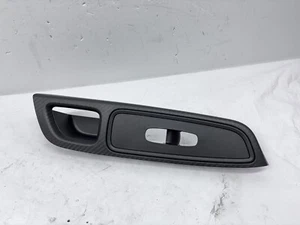 2020-2024 NISSAN VERSA FRONT RIGHT DOOR POWER WINDOW SWITCH BEZEL 80960-5ef1a - Bild 1 von 10