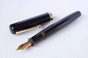 Ohashido Sailor 21k F Füllfederhalter mit lackiertem Korpus und Ebonitgriff GEBRAUCHT - Bild 1 von 3