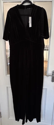 BNWT GEORGE BLACK V NECK PLUSH WIDE LEG SHORT SLEEVED JUMPSUIT - SIZE 22!! - Image 1 of 4
