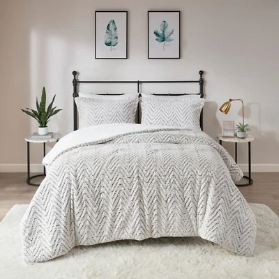 Madison Park Ultra Plush Down Alternative Comforter Set Twin Full Queen King - Image 1 of 4