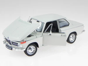 BMW e10 2002 Ti blanco coche en miniatura 24053 Welly 1:24 - Imagen 1 de 7