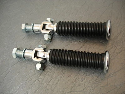 JUEGO DE CLAVIJAS PIE PASAJERO CARRETERA GOMA NEGRA CROMO EXTREMO HENDIDURA MONTAJE 1/2-20 Foto 1 de 4