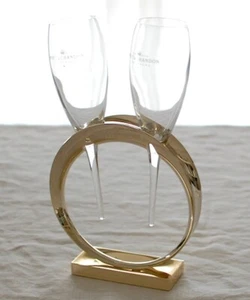MOET & CHANDON Limited Champagne Pair Glasses & Ring Holder Set w/Box