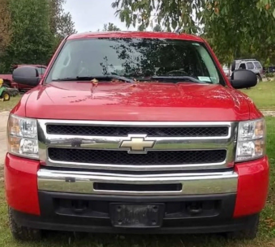 Chevy 1500 2010 parachoques delantero cromado Foto 1 de 1