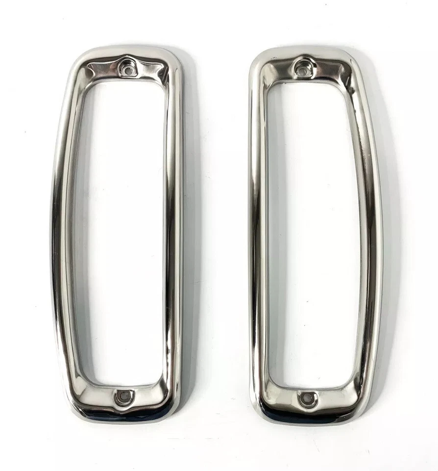 Par de biseles de luces traseras de acero inoxidable pulido para Ford Bronco 1964-77 Foto 1 de 4