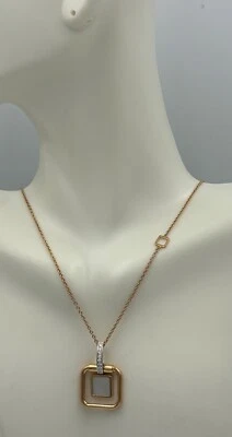 Colgante Cuadrado Moneda Roberto Oro Rosa 18kt Madre Perla Colgante y Diamantes Foto 1 de 4