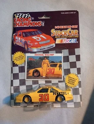 Michael Waltrip #30 Racing Champions Pennzoil 1:43 Scale Diecast Stockcar & Card - Image 1 of 4