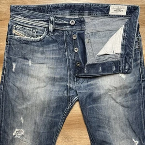 Diesel Jeans Men 30x32 (Fits 32x32) Blue Mennit Straight Leg Thrash Studs 008B9 - Picture 1 of 11