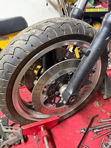 1994 94 Kawasaki ZX11 ZX-11 Ninja Front Wheel Rim Tire + Rotors - Picture 1 of 4
