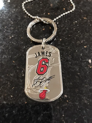 Lebron James Miami Heat  Nba Metal Dog Tag Keychain Necklace Cover