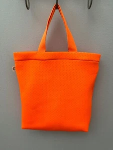 Gesteppte Koala Town Umhängetasche mit 2 Riemen orange Neopren neu mit Etikett $ 124 - Bild 1 von 7