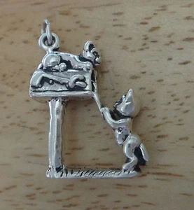 Sterling Silber 3D 24x18x6mm 5,5 Gramm Katzen spielen auf einem Briefkasten Charm - Bild 1 von 5