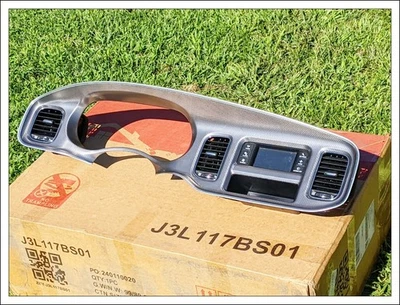 11-14 CARGADOR DODGE VELOCÍMETRO DELANTERO CLÚSTER PANTALLA TABLERO MOLDURA BISEL PANEL OEM  Foto 1 de 4