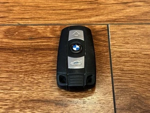 OEM 2004-2011 BMW M3 M5 X5 E90 E92 E93 E60 E61 Smart Key Fob T19 528i 535i 550i - Picture 1 of 4