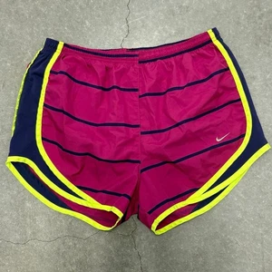 Pantaloncini da corsa Nike - Foto 1 di 3
