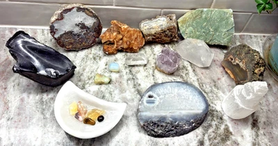 Rocks • Minerals • Crystals • Stones • Geode • Estate Collection • Raw &Polished - Image 1 of 4