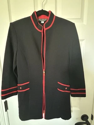 Hermosa Chaqueta Tejida Negra Y Roja Colección St. John Talla 10 Foto 1 de 3