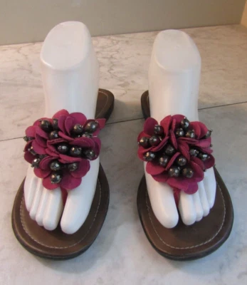 Sandalias chanclas Montego Bay Club rosa profundo con cuentas de flores zapatos para mujer talla 7,5 Foto 1 de 4