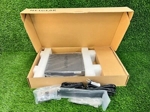 Nuovo (scatola aperta) | NETGEAR XSM4324CS / M4300-24X ProSAFE 24 porte 10G switch gestito - Foto 1 di 15