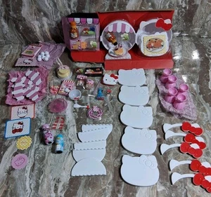 Hello Kitty Mini Verse Display, Cereal,cake Lot  - Picture 1 of 12