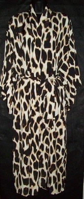 NUEVO CON ETIQUETAS BATA LARGA ENVOLVENTE NATORI CHARMEUSE CON CINTURÓN PKTS XIAO Q74022 NAT S Foto 1 de 4