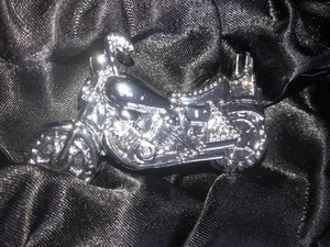 HADSON Feuerzeug.  + Zigarettenetui ~ Verpackt und in unbenutztem Zustand. - Bild 1 von 5