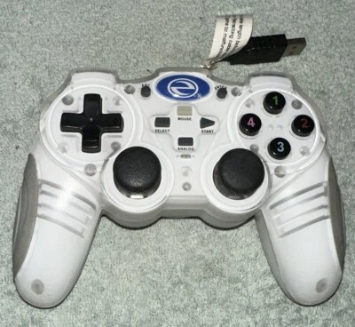 Game Elements Recoil GGE909 White USB Game Controller - Image 1 of 4