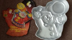 Wilton Circus CLOWN Balloons Cake Pan Baking Jello Birthday Party 40 Yrs Old IT - Picture 1 of 1