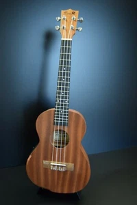 Maui Ukulele Co. Mahogany Tenor Acoustic / Electric, w/ Armrest - Picture 1 of 10