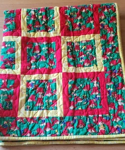 Paddington Bear Christmas Handmade Quilted Blanket 39x46 - Picture 1 of 9